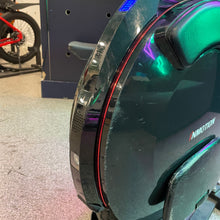 InMotion V10F - Display Model