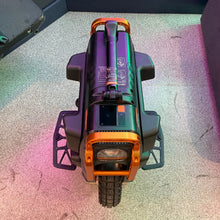 InMotion V13 Challenger - Display