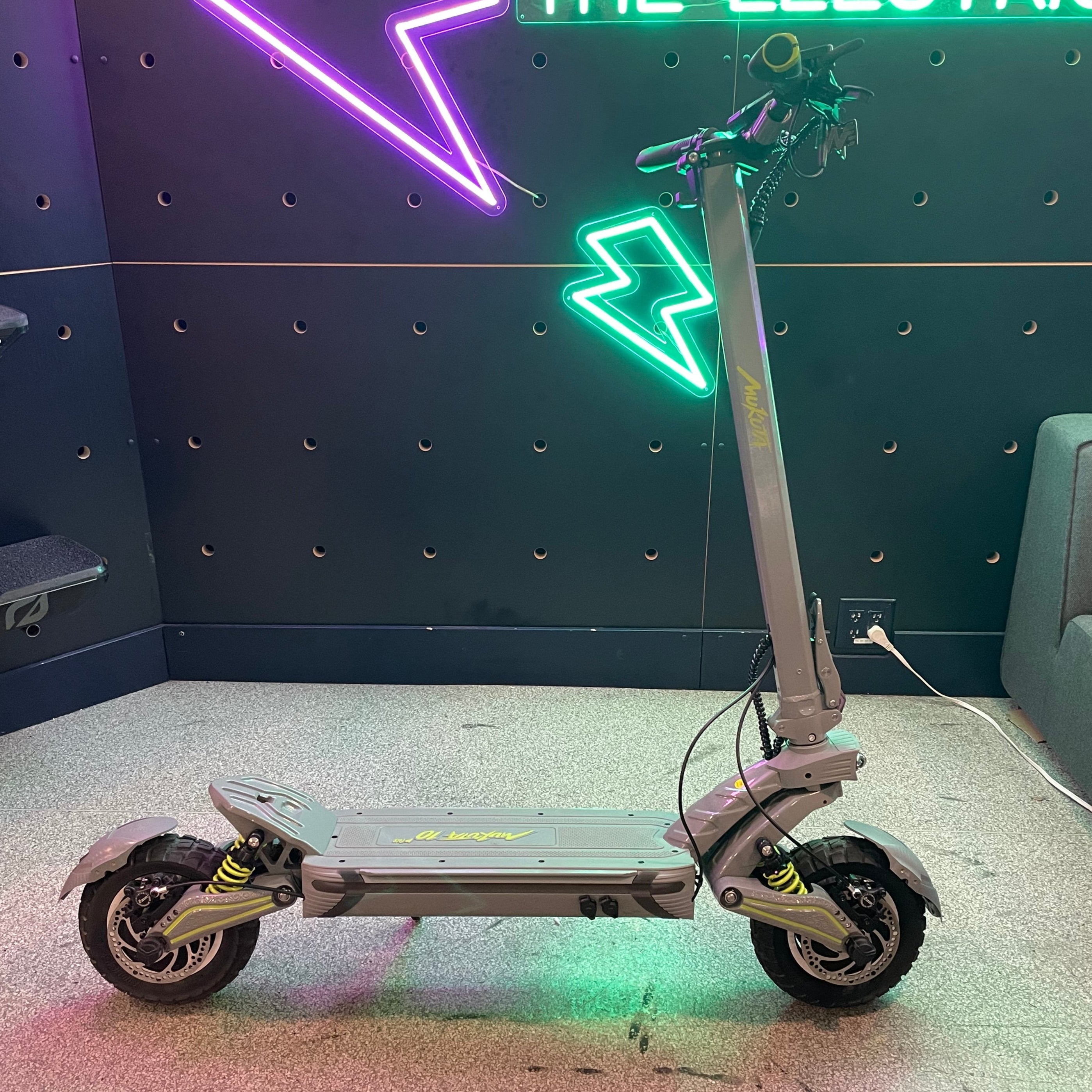 Mukuta 10 Plus - Open Box - Previously Ridden